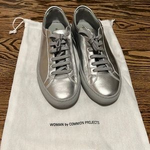 Women’s COMMON PROJECTS silver sneakers